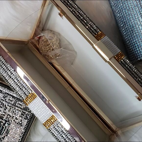 Money Clutch Purse Bling Handbag - Picture 7 of 9